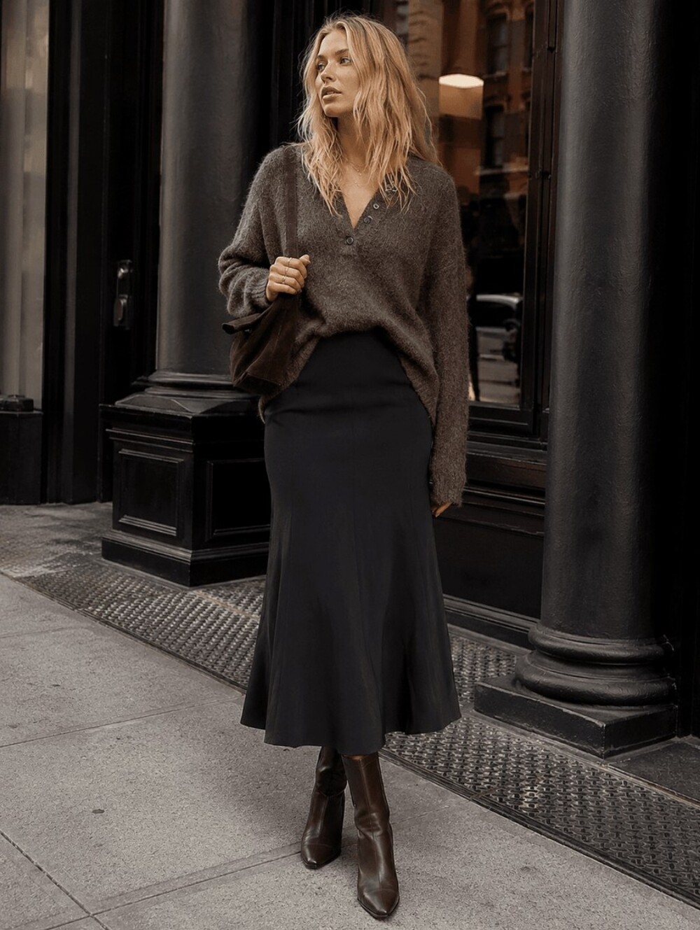 Classic Black Midi Skirt - Sleek Women's Skirt New